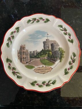 Wedgwood Windsor Castle Christmas 1980